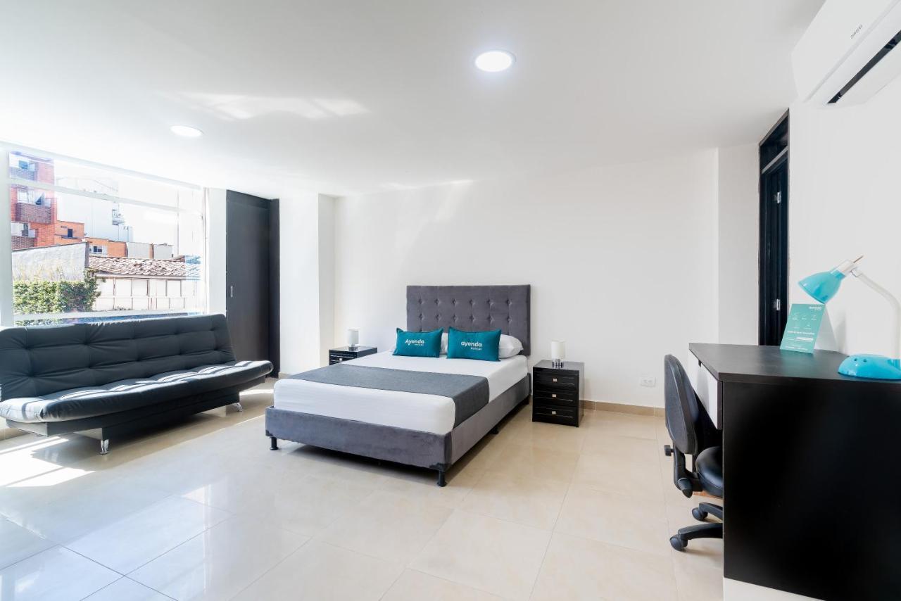 Ayenda Coliving La 78A Hotell Medellín Exteriör bild