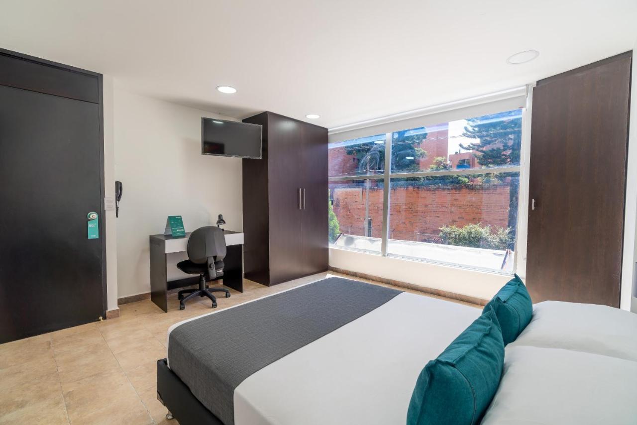 Ayenda Coliving La 78A Hotell Medellín Exteriör bild